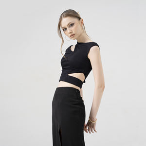 Design personnalisé Noir Femmes Crop Top Femmes Asymétrique Spandex Jersey Tressé Crop Top Sans Manches Au-dessus Du Genou Longueur - Product Image 3