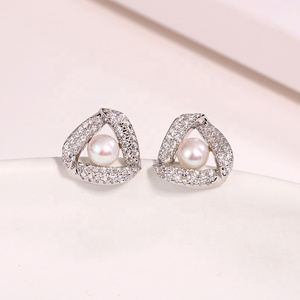 Boucles d'oreilles clous en perles d'eau douce géométriques tendance KAMMY 4-4,5 mm, argent S925 de haute qualité, zircon pour femmes - Product Image 3