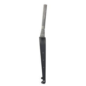 <span class=keywords><strong>Fourche</strong></span> de vélo de gravier en carbone 700C <span class=keywords><strong>650B</strong></span> <span class=keywords><strong>Fourche</strong></span> de vélo de cyclocross de route à tube conique léger - Product Image 4
