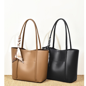 Borsa Tote Vintage in PU per <span class=keywords><strong>Donna</strong></span>, Porta PC 15.6 Pollici, Portabicchieri Grande, Chiusura a Cerniera, Catene, Valigetta Professionale per Ufficio e Servizi Medici - Product Image 5