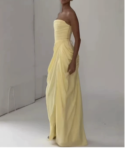 <span class=keywords><strong>Abito</strong></span> Elegante da Donna <span class=keywords><strong>Giallo</strong></span> Senza Spalline con Spacco e Stecche, per Feste Estive e Serate in Città, Vestito Monocolore da Donna, Vendita all'Ingrosso - Product Image 2