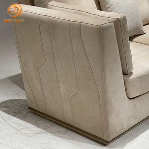 Sofá de Cuero o Tela, Beige con Líneas Minimalistas, Cojines y Almohadas Suaves, Comodidad Relajante para Sala de Estar y Rincón de Lectura - Product Image 5