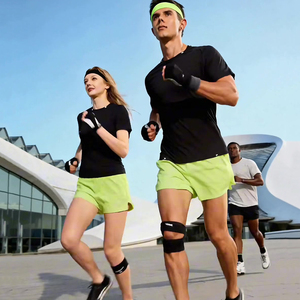 T-shirt da uomo in nylon spandex morbido come la seta, ad asciugatura rapida, con protezione UV, personalizzabile con logo, ideale per il business. - Product Image 1