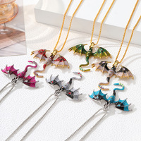 Collier pendentif Dragon volant dessin animé effet goutte d'huile, design unique, longue chaîne dragon animal, pour hommes et femmes, style Europe et Amérique