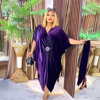 Stilvolle mittellange BUBU V-Ausschnitt Boubou Africain Frauen Pleuche Stoff Boubou Gießen Femme Perlen Dekoration Ankara Kleid Afrikaner