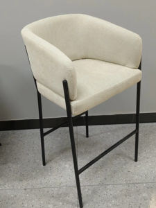 ST-8893-1 Tabourets <span class=keywords><strong>de</strong></span> <span class=keywords><strong>bar</strong></span> modernes <span class=keywords><strong>de</strong></span> luxe à dossier haut en tissu, pieds en métal rouge, neufs, vente en gros pour salle à manger et <span class=keywords><strong>bar</strong></span> à domicile - Product Image 3