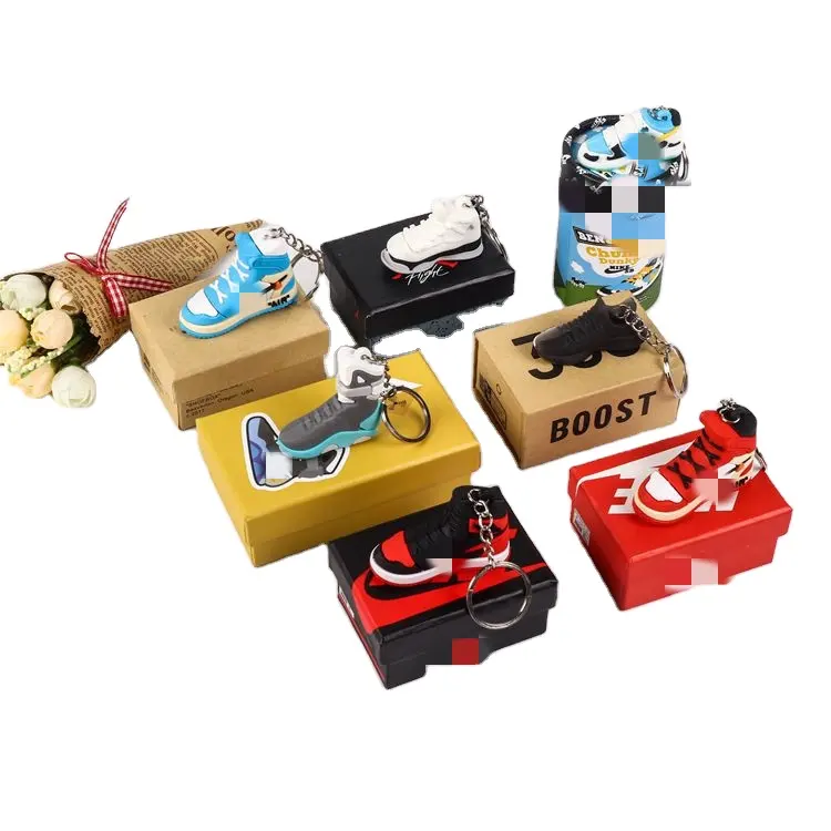 Vente en gros Porte-clés Air Sneaker Porte-clés en plastique 3d pour chaussures Porte-clés pour chaussures Mini Sneaker Porte-clés PVCou Porte-clés pour chaussures Dan