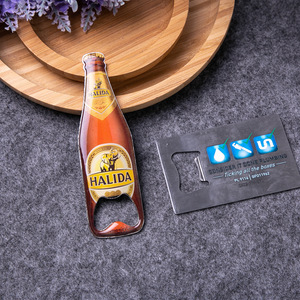 Abridor de botellas metálico personalizado de acero inoxidable, forma plana con impresión de logotipo para abrir cerveza y vino - Product Image 1