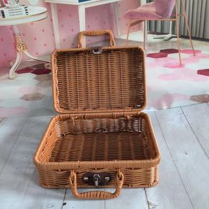 <span class=keywords><strong>Panier</strong></span> de pique-nique isotherme pliable en plastique et rotin avec doublure et couvercle, pour achats en gros - Product Image 5