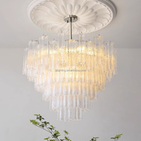 Lampes modernes personnalisées Décoration de luxe Lustre d'escalier de salon Salle à manger française Lampes personnalisées Suspension en verre