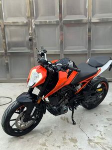 Motocicleta <span class=keywords><strong>KTM</strong></span> 250 Usada de Gasolina - Product Image 4