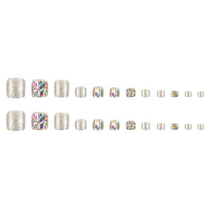 Qianya 24 pièces doux argent paillettes orteil presse sur les ongles-irisé diamant décor pédicure <span class=keywords><strong>Nail</strong></span> <span class=keywords><strong>Art</strong></span> meilleure vente ensembles portables - Product Image 5