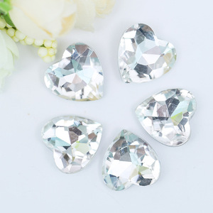 Strass en forme de cœur 8-18 mm à dos plat pour nail art et coques de téléphone DIY - Product Image 2