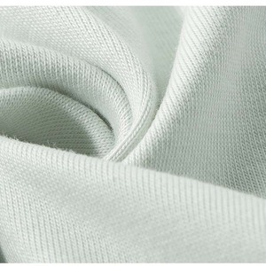 T-shirt girocollo basic da uomo YIYI, personalizzabile con stampa serigrafica, tinta unita, senza marchio, in tessuto morbido. - Product Image 6