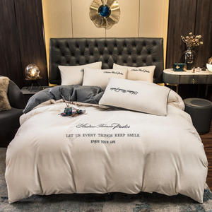 Bộ Chăn Ga Gối Bán Buôn Sang Trọng Tùy Chỉnh Chất Lượng Cao Bán Chạy Cho Mọi Người Hiện Đại - Product Image 2