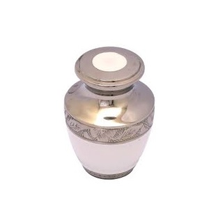 Vente chaude de haute qualité prêt à expédier des souvenirs de crémation en aluminium pour les restes humains fabricant direct urne souvenir - Product Image 5