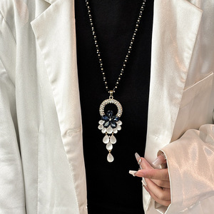 Flower Beaded Necklace With Pearl Drops And Blue Stone Pendant For Women Fashion Jewelry Autumn Winter Accessory - Product Image 1