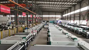 Industrial Knife Cutting Machine Paper Industrial Full Auto Flat Bed Die Vibration Knife Cnc Cutting Machine