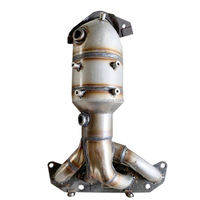 Convertisseur catalytique à trois voies compatible avec le tuyau d'échappement de voiture 0713 2.5L