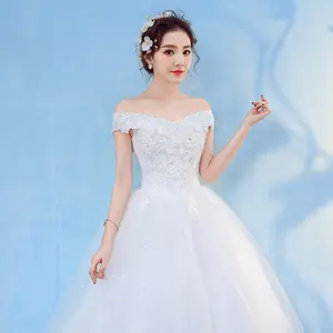 セールキッズイスラムのウェディングドレス半袖床の長さ白いレース結婚式のための花嫁のドレスのシンプルな母