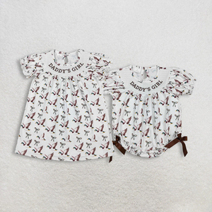 Robe de printemps pour filles, style boutique, broderie Fille/Collégien de papa, imprimé canard, manches courtes, smockée, barboteuse bulle - Product Image 1