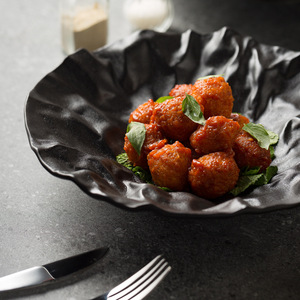 Plato <span class=keywords><strong>de</strong></span> Cerámica Blanco Texturizado, con Borde Ondulado Irregular, para Servir <span class=keywords><strong>Tapas</strong></span>, Postres, en Casa, Restaurantes, Catering y Fiestas - Product Image 5