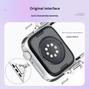 Correa de Reloj de Aleación de Zinc con Diseño de Corazón para Apple Watch S10 11 46mm 42mm 49mm, Correa de Reloj Ajustable, Hueca, Ligera y de Lujo - Product Image 4