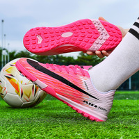 Chaussures de football unisexes à lacets pour terrain synthétique, avec empeigne synthétique résistante à la décoloration et couleur dégradée douce