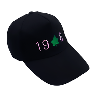 Gorra de Béisbol con Visera de la Hermandad Griega Alpha Pink Green 1908 IVY, Lista para Enviar, Color y Logotipo Personalizables, 100% Poliéster - Product Image 1