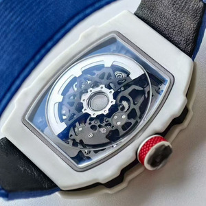 Montre pour homme en fibre de carbone, nouvelle, luxueuse, tendance, résistante aux chocs, étanche, ultra-fine (7,8 mm), cadran squelette, 26 ans de garantie. - Product Image 3