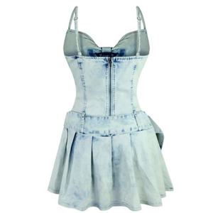 Vestido Casual de Mezclilla para Mujer, Estilo Veraniego, Mini, Bonito, con Cuello Halter en V, Plisado, con Cinturón - Product Image 3