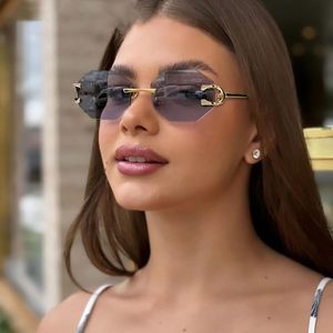 Lunettes de soleil unisexes de luxe personnalisées, sans monture, en métal noir, avec logo personnalisé, vente en gros, lunettes de soleil élégantes et classiques - Product Image 2
