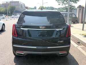 SUV d'occasion à <span class=keywords><strong>vendre</strong></span> <span class=keywords><strong>Cadillac</strong></span> <span class=keywords><strong>XT5</strong></span> 2022 2.0T Automatique LHD - Product Image 6
