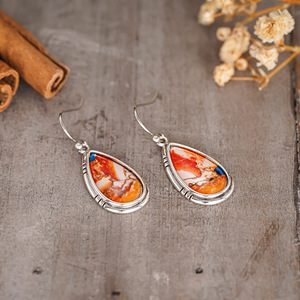 Orecchini Pendenti con Motivi Vintage per Donne, Eleganti Gioielli alla Moda per Feste e Vacanze - Product Image 3