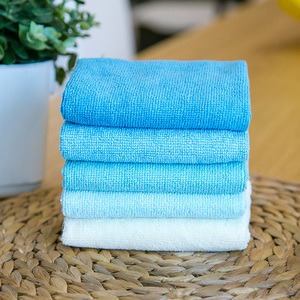 Serviettes à séchage rapide en microfibre Fournitures de nettoyage hautement absorbantes Chiffons de nettoyage puissants pour le nettoyage domestique - Product Image 4
