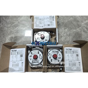 Equilibrador de Herramientas con Resorte TECNA 9323, 2.2 Kg, Lote de 8 Usados en Funcionamiento - Product Image 2