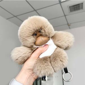 Portachiavi con Peluche di Scimmia in Pelliccia di Coniglio Rex, Morbido e Soffice, Orangutan, Gorilla Nero, Animali di Peluche - Product Image 5