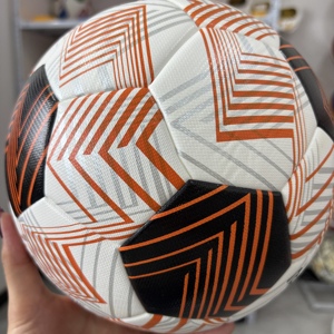 Ballon de football en PU personnalisé économique en gros pour enfants, idéal pour le jeu, l'entraînement et la promotion - Product Image 4