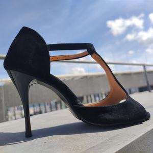 22070121 cómodos zapatos de baile latino de boda de Tango Salsa de tacón alto de ante negro para mujer Sexy cómodo cuero hecho - Product Image 6