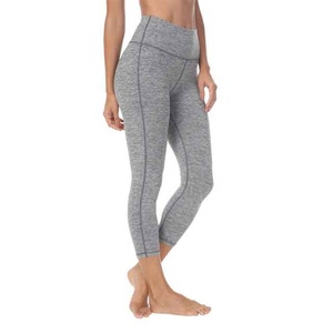Leggings de Yoga de Cintura Alta, Largo hasta la Pantorrilla, Color Gris, Costuras en Contraste, Spandex, Poliéster, Elásticos en Cuatro Direcciones, Cintura Elástica, Diseño Sólido - Product Image 1