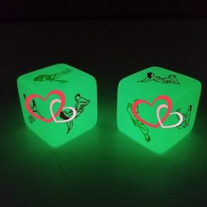 Juego de <span class=keywords><strong>Dados</strong></span> <span class=keywords><strong>Sexuales</strong></span> Acrílicos de 6 Caras y 20 mm, <span class=keywords><strong>Dados</strong></span> <span class=keywords><strong>Sexuales</strong></span> Brillantes <span class=keywords><strong>para</strong></span> Fiestas, Bares, Diversión <span class=keywords><strong>para</strong></span> Adultos, <span class=keywords><strong>para</strong></span> Hombres y Mujeres, en Color Amor Familiar <span class=keywords><strong>para</strong></span> Uso en el Hogar - Product Image 3