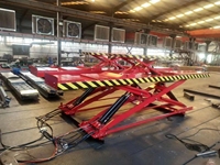 Type souterrain ultra mince 3.0 tonnes auto double plate-forme voiture machine de levage hydraulique main-sub ciseaux voiture élévateur