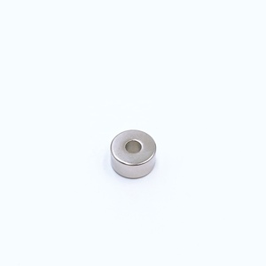 <span class=keywords><strong>Aimant</strong></span> <span class=keywords><strong>Creux</strong></span> Permanent NdFeB à Anneau <span class=keywords><strong>Cylindrique</strong></span> Super Fort N45 avec Magnétisation Axiale - Product Image 6
