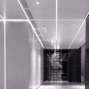 Venta al por mayor de aluminio negro personalizado LED tira luces de techo T5 montado en superficie perfil de extrusión Industrial - Product Image 4