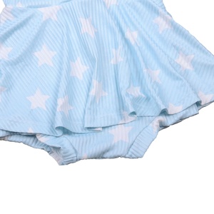 OEM/ODM Top de Verano para Niñas con Tirantes Ajustables, Estampado de Leopardo, Peplum con Cordón, de Algodón RIB Tejido con Efecto Burbuja y Frenulum Toller - Product Image 4