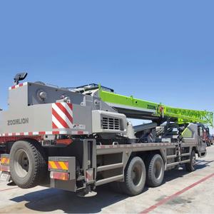 Grue sur camion Zoomlion ZTC250V451.1 de 25 tonnes d'occasion, bien entretenue, prix direct usine - Product Image 3