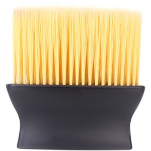 Cepillo de cerdas suaves para limpiar el polvo de las ranuras del interior del coche, herramienta de limpieza de ventilación con cerdas largas, material PP, negro y amarillo. - Product Image 2