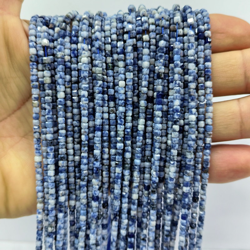 Wholesale High-Quality 2mm 3mm 4mm Cube Natural Stone Strand Beads for Handmade Jewelry Making