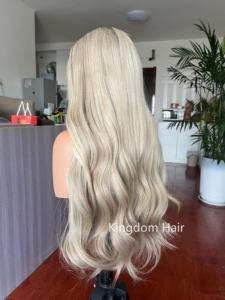 Perruque Lace Front Premium 100% Cheveux Humains pour <span class=keywords><strong>la</strong></span> Modestie Juive, Dentelle Suisse Invisible, Ligne de Cheveux Naturelle, Ondulations Blond Cendré Soyeuses - Product Image 4