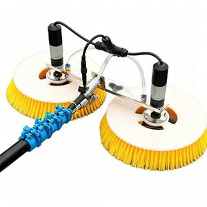 Équipement de nettoyage de panneaux solaires : Machine rotative à double tête pour panneaux solaires avec moteur sans balais et brosse de nettoyage solaire - Product Image 2